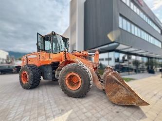 Doosan DL 300