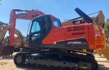 Doosan DX225