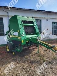 John Deere 852