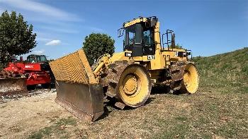 CAT 826C