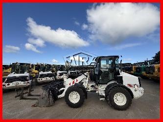 CAT 908M