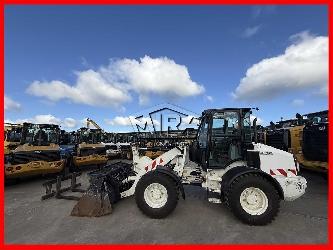 CAT 908M