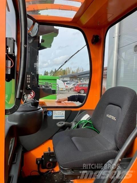 Hubtex MQ 45 4-way reach trucks