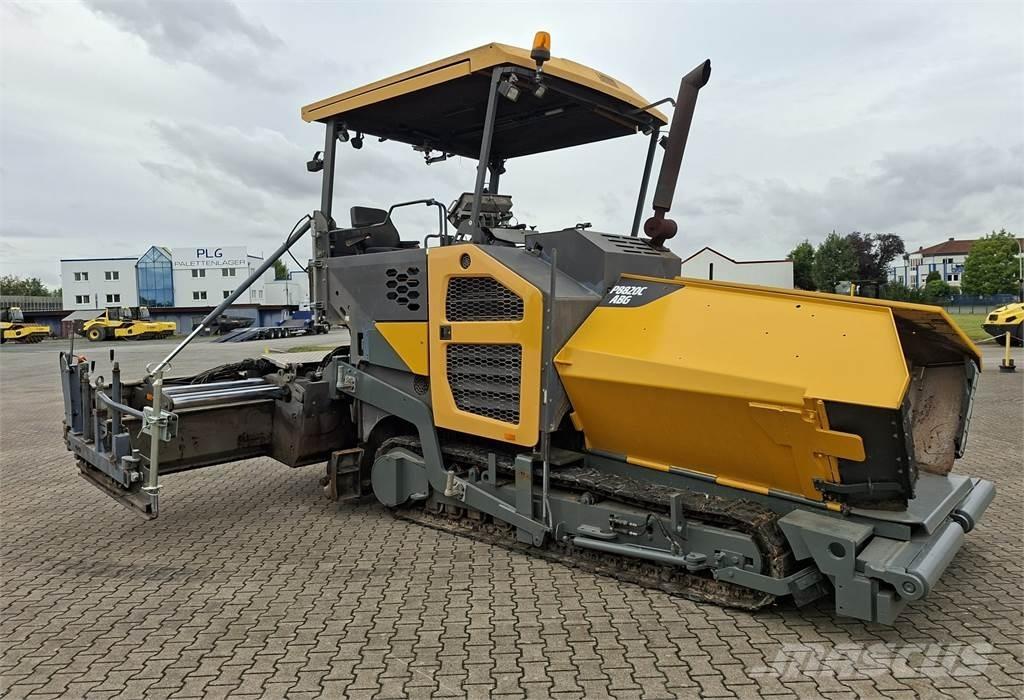 Volvo P 8820 C Asphalt pavers