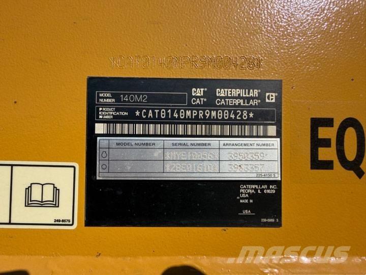 CAT 140 M 2 Graders