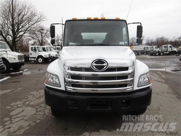 Hino 338 Combi / vacuum trucks