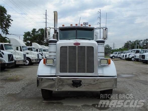 Peterbilt 367 Tractor Units