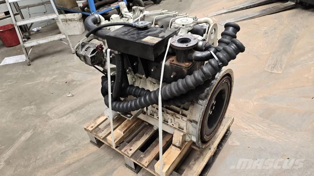 Kubota F2803 Engines