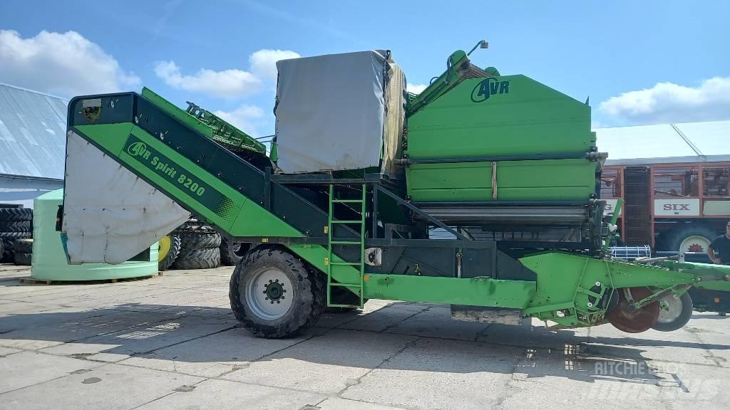 AVR spirit 8200 Bulb harvesters