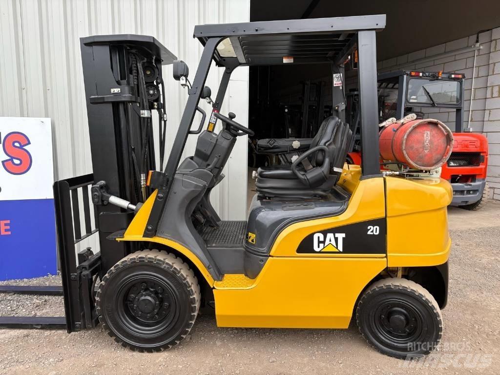 CAT GP 20 N LPG trucks