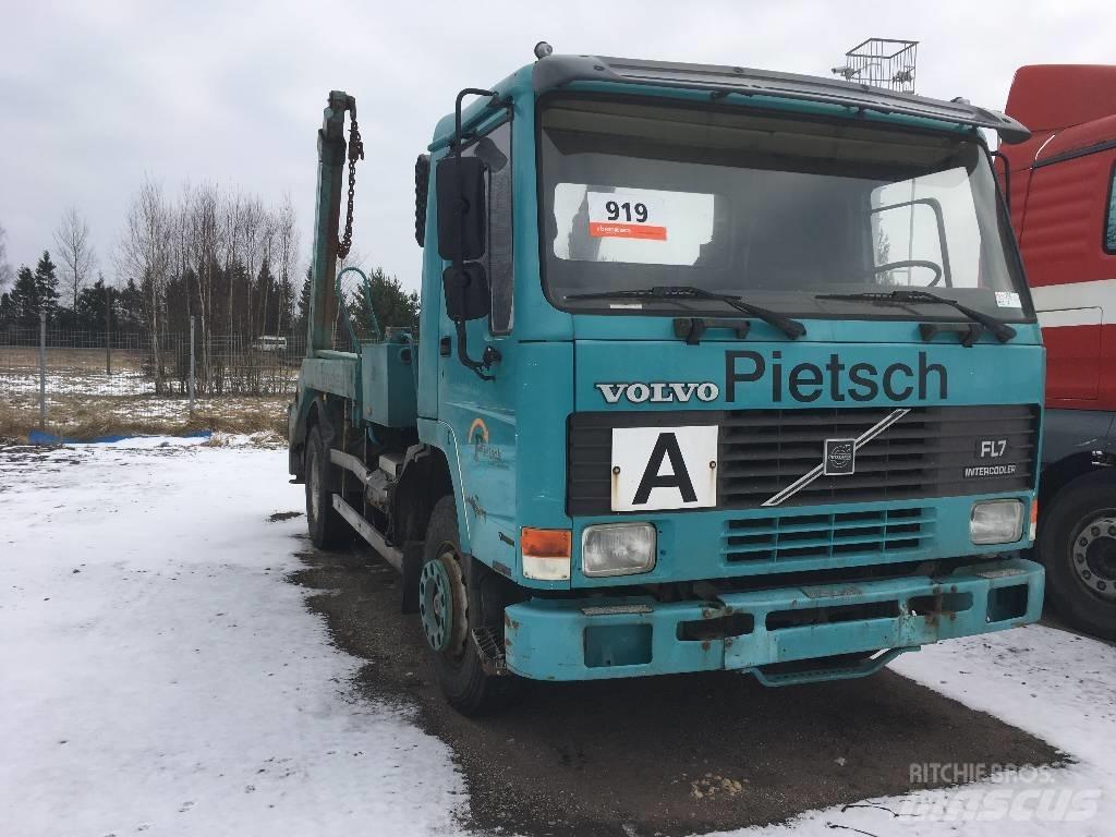 Volvo FL7 Hook lift trucks