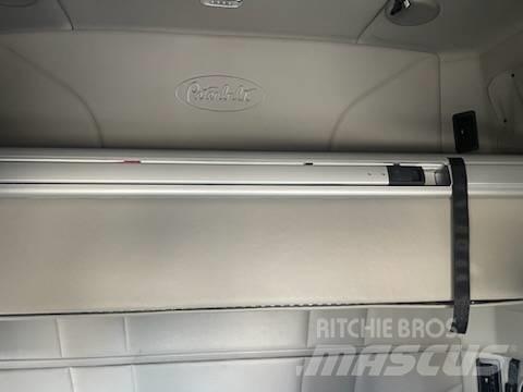 Peterbilt 579 Tractor Units