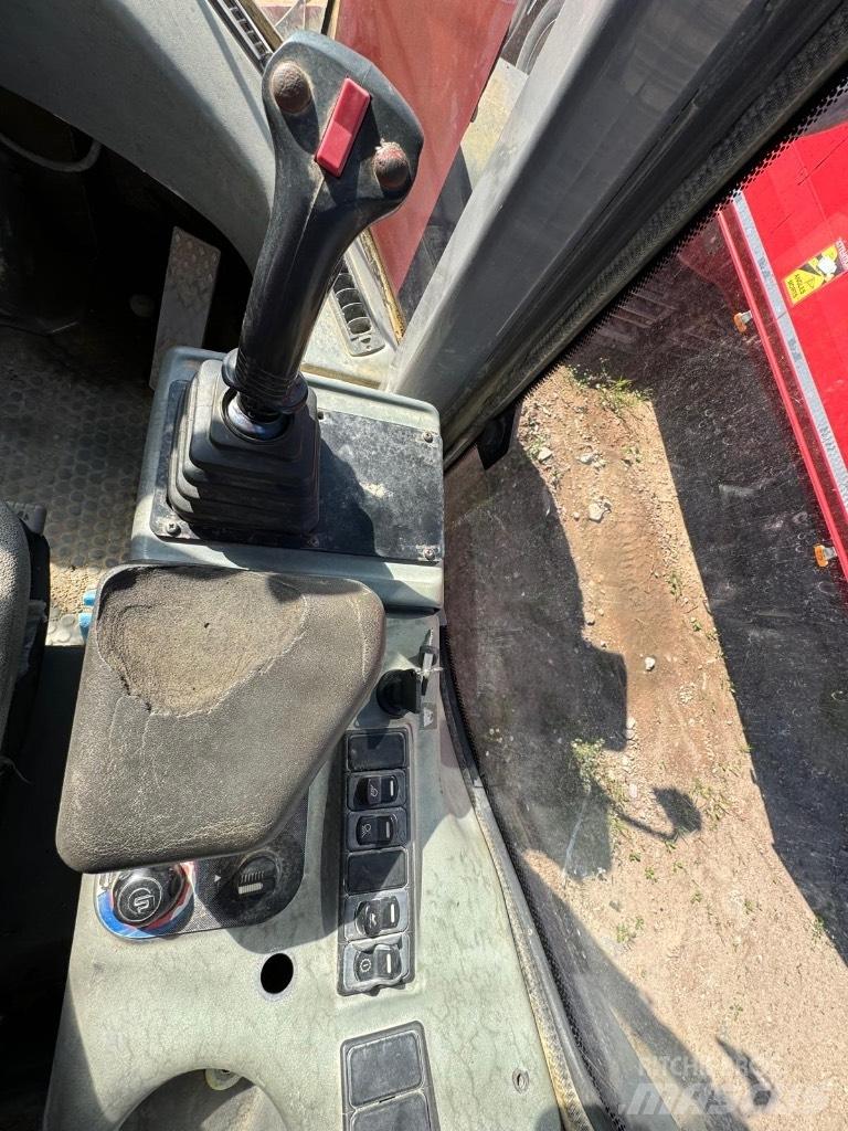 Hitachi LX 210 E Wheel loaders