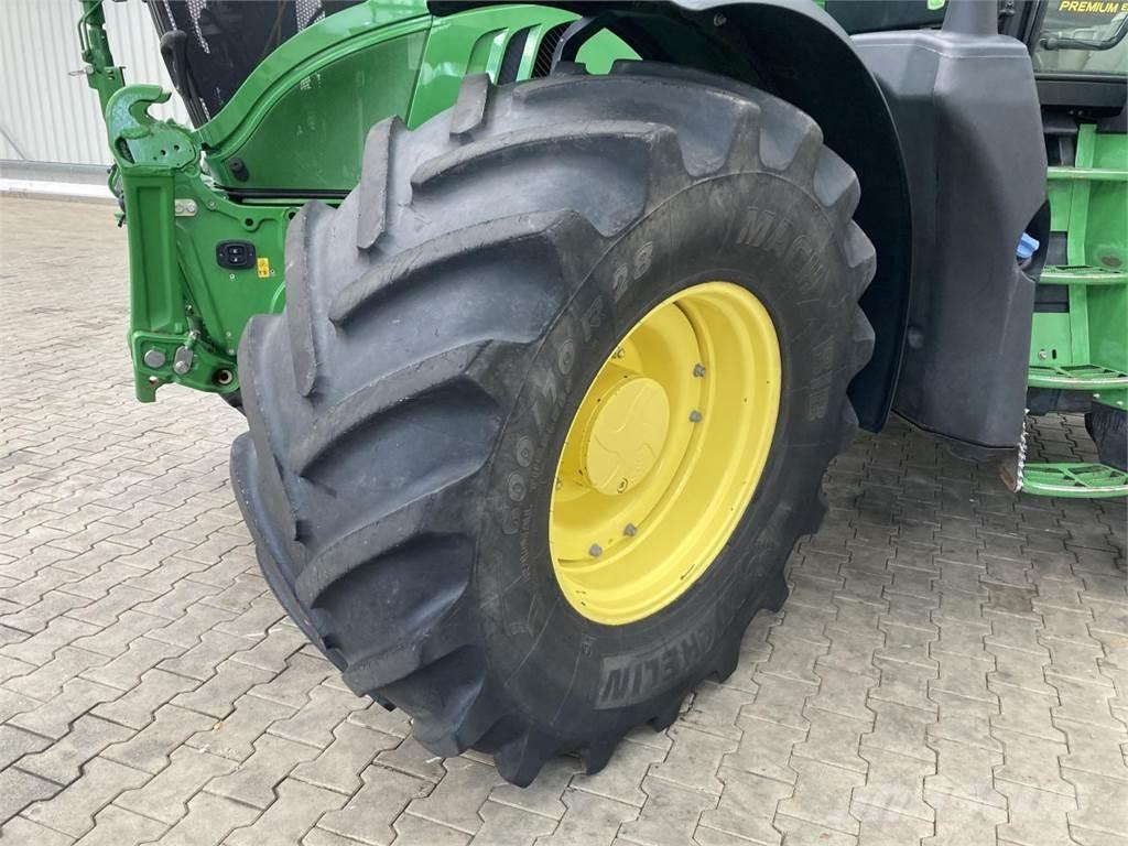 John Deere 6215R Tractors