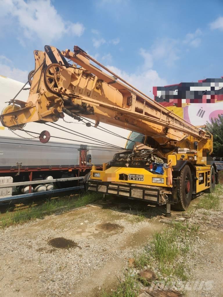 Kobelco RK500 Rough terrain cranes