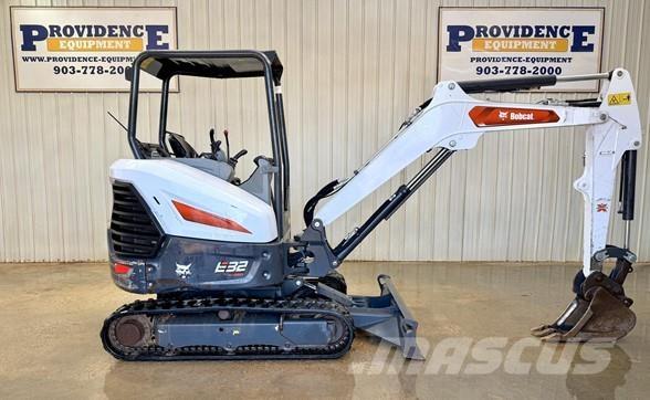 Bobcat E32 Mini excavators < 7t (Mini diggers)