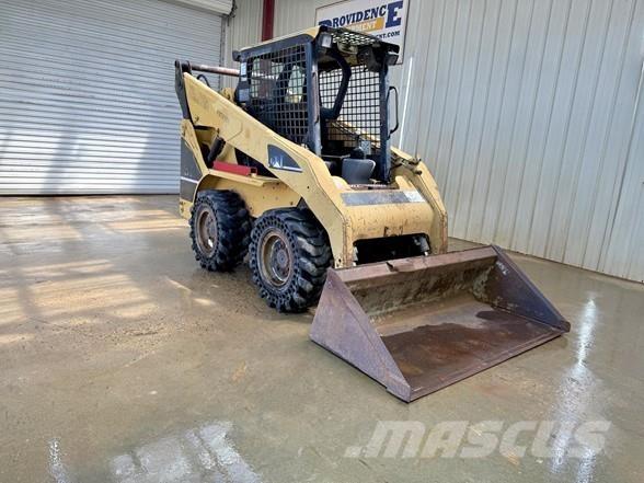 CAT 262B Skid steer loaders