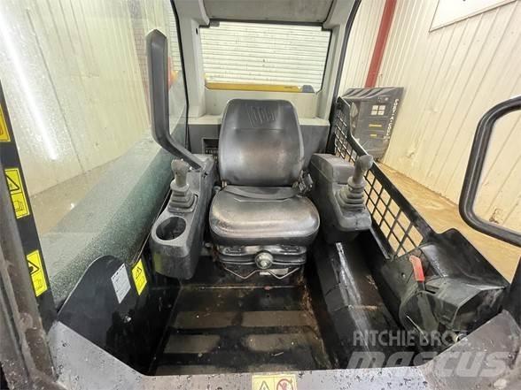 JCB 210T Skid steer loaders