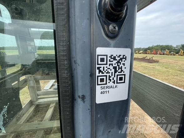 Kubota KX057-4 Cabins and interior
