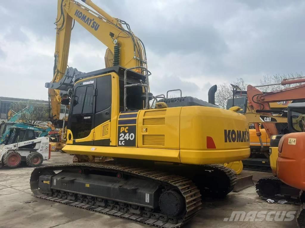 Komatsu PC 240 Crawler excavators
