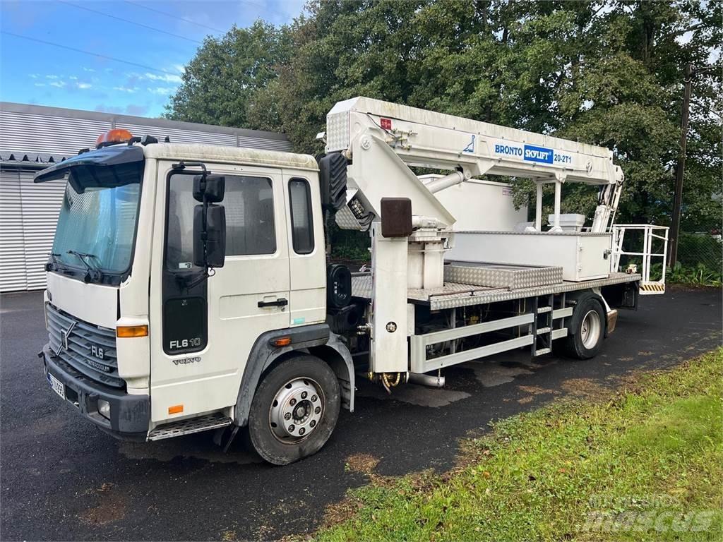 Volvo FL610 4X2 Crane trucks