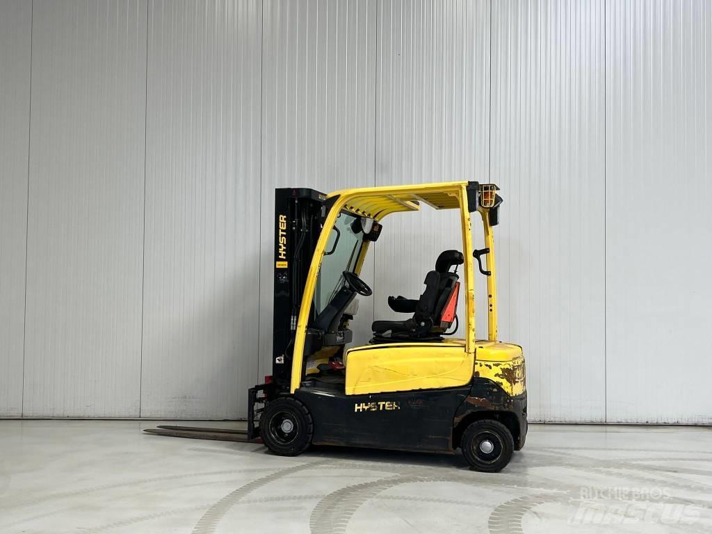 Hyster J2.0XN LWB Electric forklift trucks