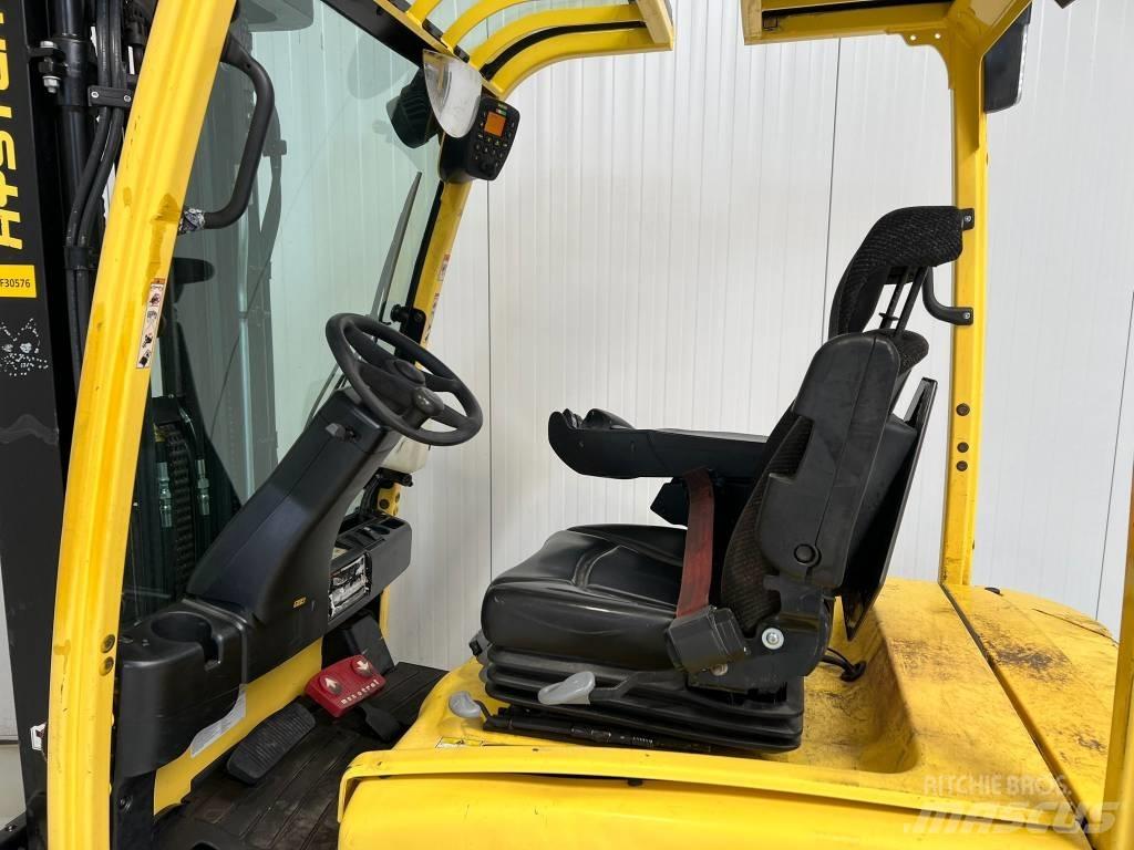 Hyster J2.0XN LWB Electric forklift trucks
