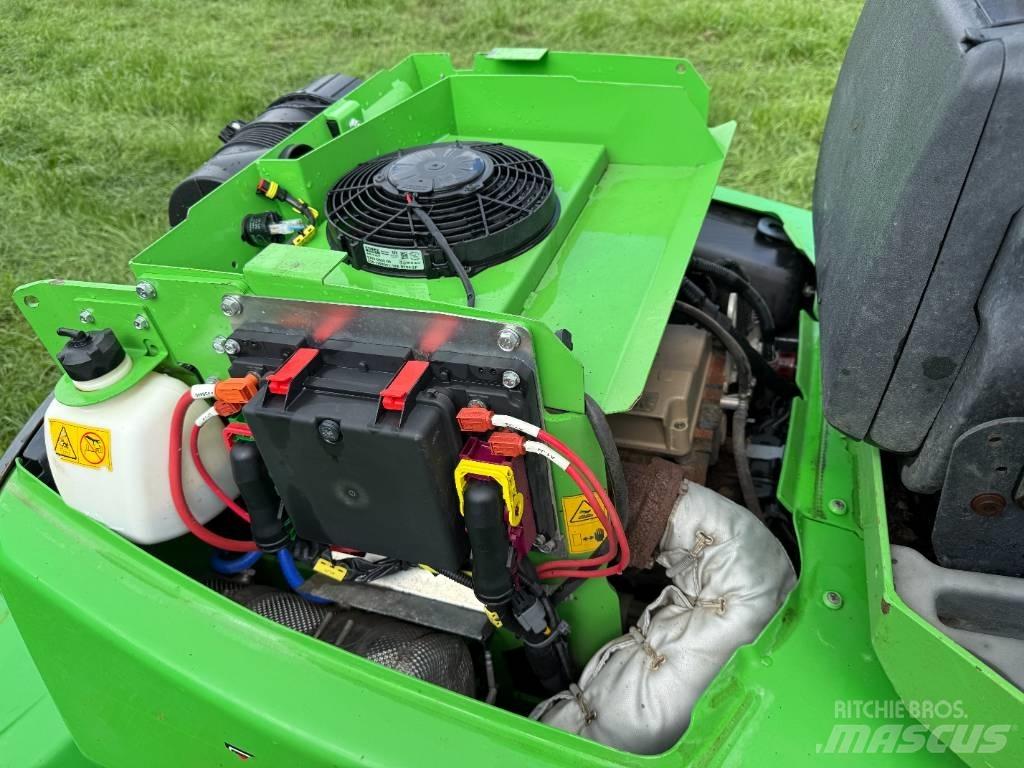 Avant 755 i Mini loaders