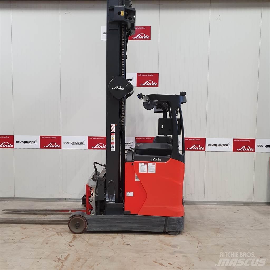 Linde R16HD Reach trucks
