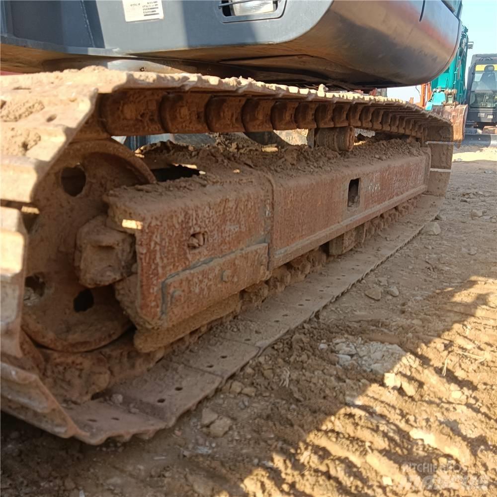 Sunward SWE70E Midi excavators  7t - 12t