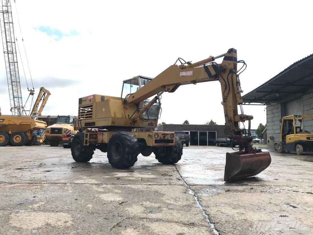 Poclain tx45 Midi excavators  7t - 12t