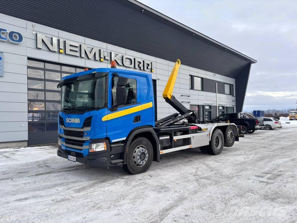 Scania P 360 Hook lift trucks