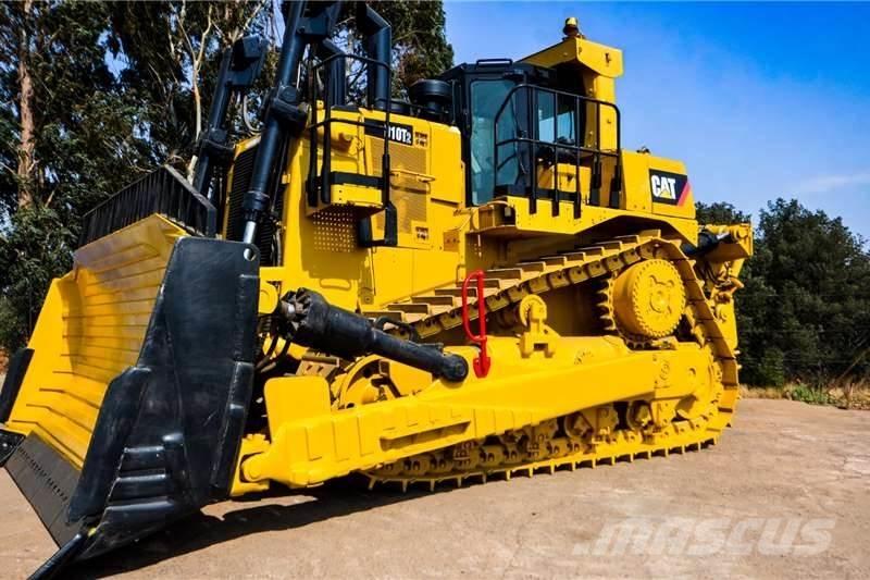CAT D10T Crawler dozers