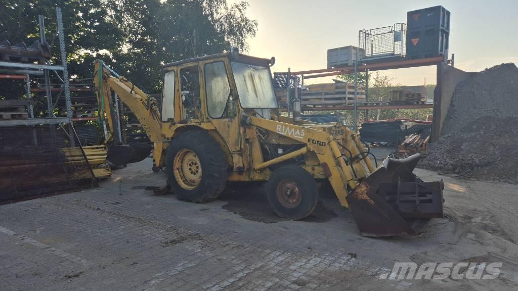 Ford 4500 Backhoe loaders