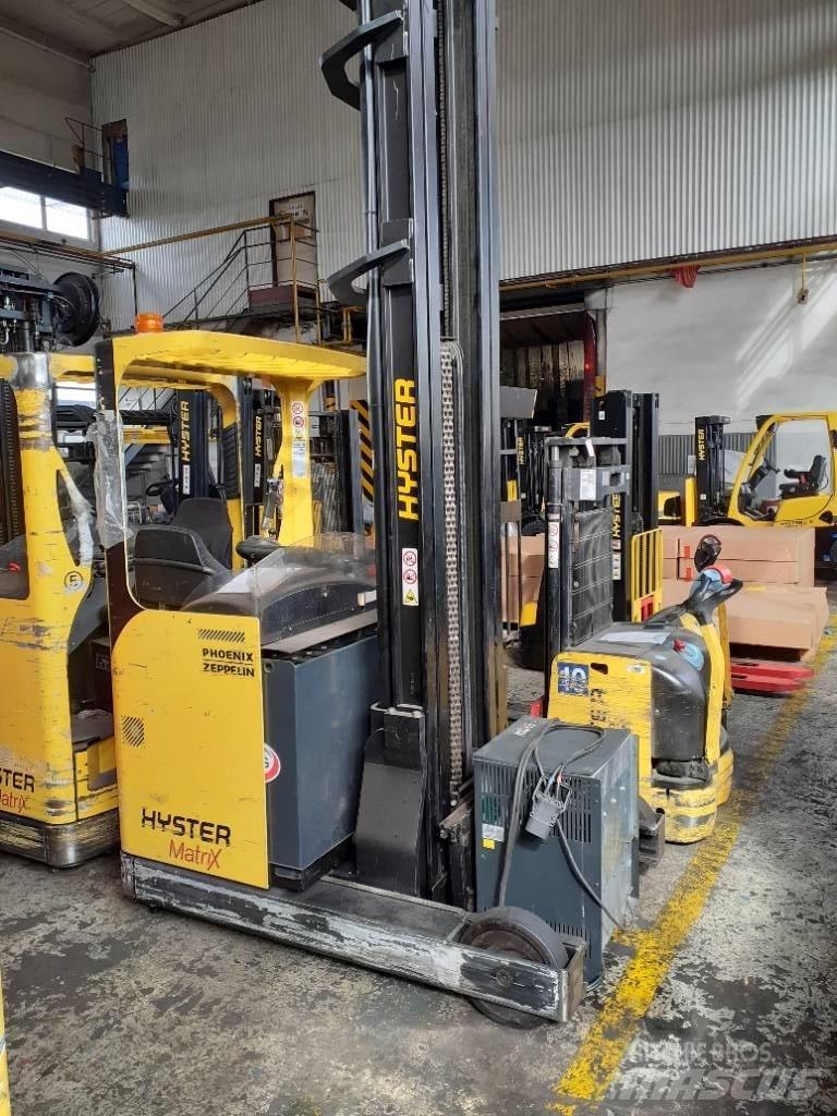 Hyster R1.6H Reach trucks