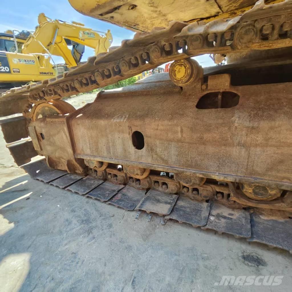 Komatsu PC 240 LC-7 Crawler excavators