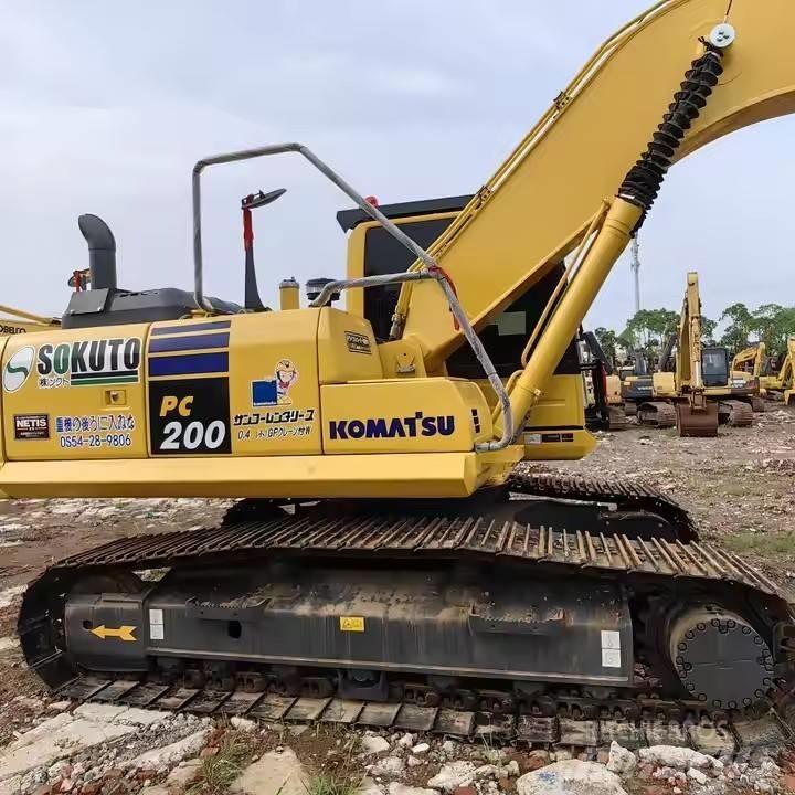 Komatsu PC200 Midi excavators  7t - 12t