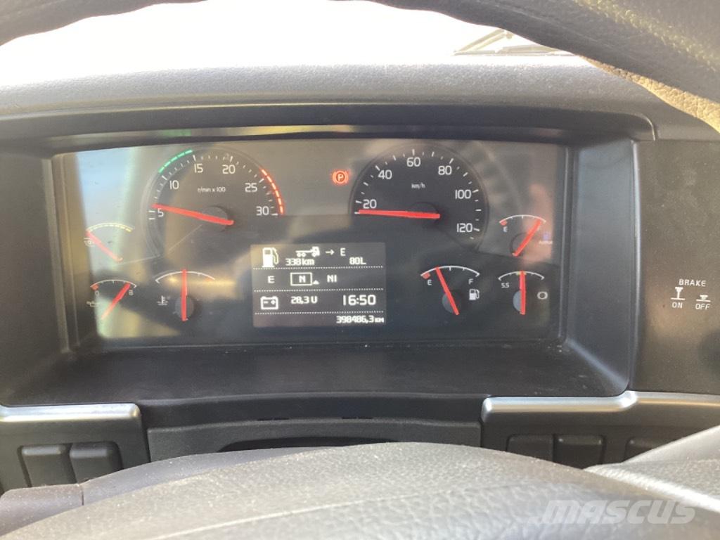 Volvo FM 330 Box body trucks