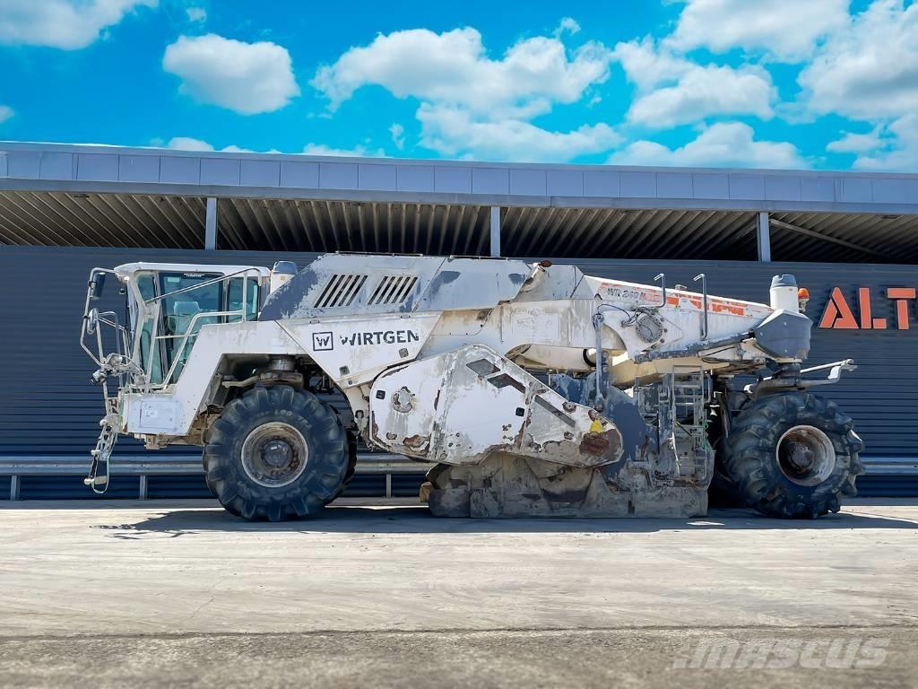 Wirtgen WR 240I Asphalt recyclers