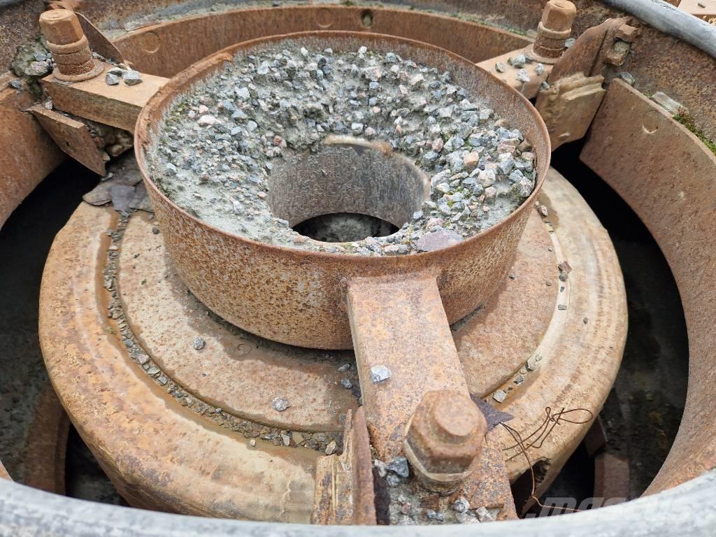 Svedala BD-8 Crushers