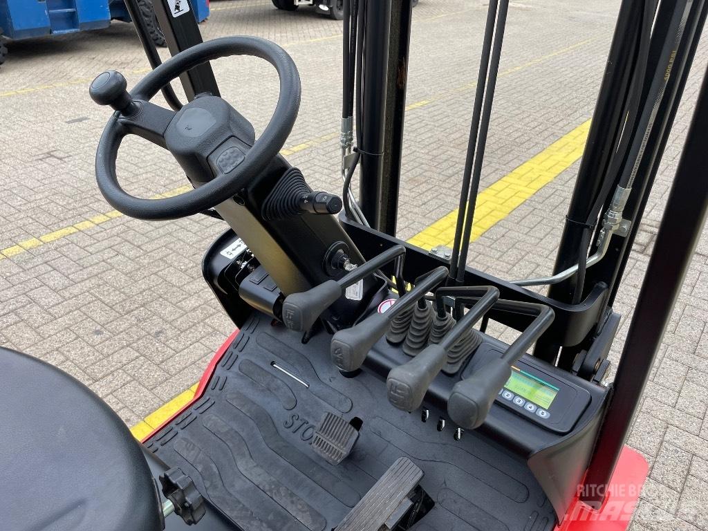 EP EFL 181 Electric forklift trucks