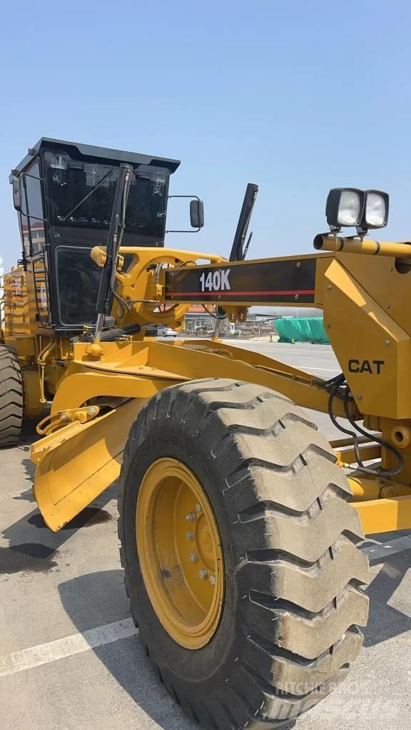 CAT 140 K Graders