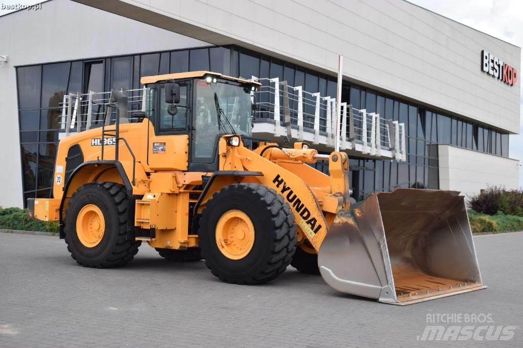 Hyundai HL 965 Wheel loaders