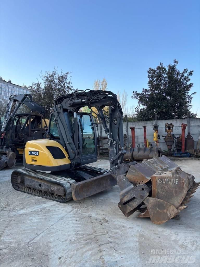 Mecalac 8 M CR Midi excavators  7t - 12t