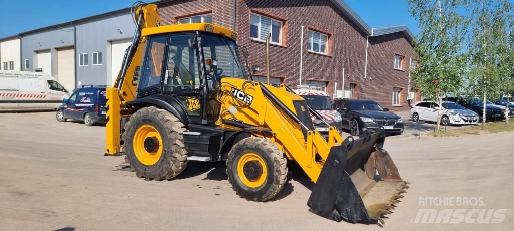 JCB 3 CX Backhoe loaders