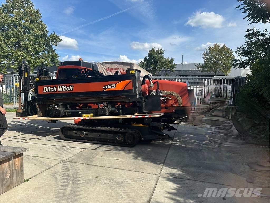 Ditch Witch JT 25 Horizontal Directional Drilling Equipment