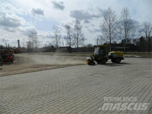 Wulff 2000 Compact tractors