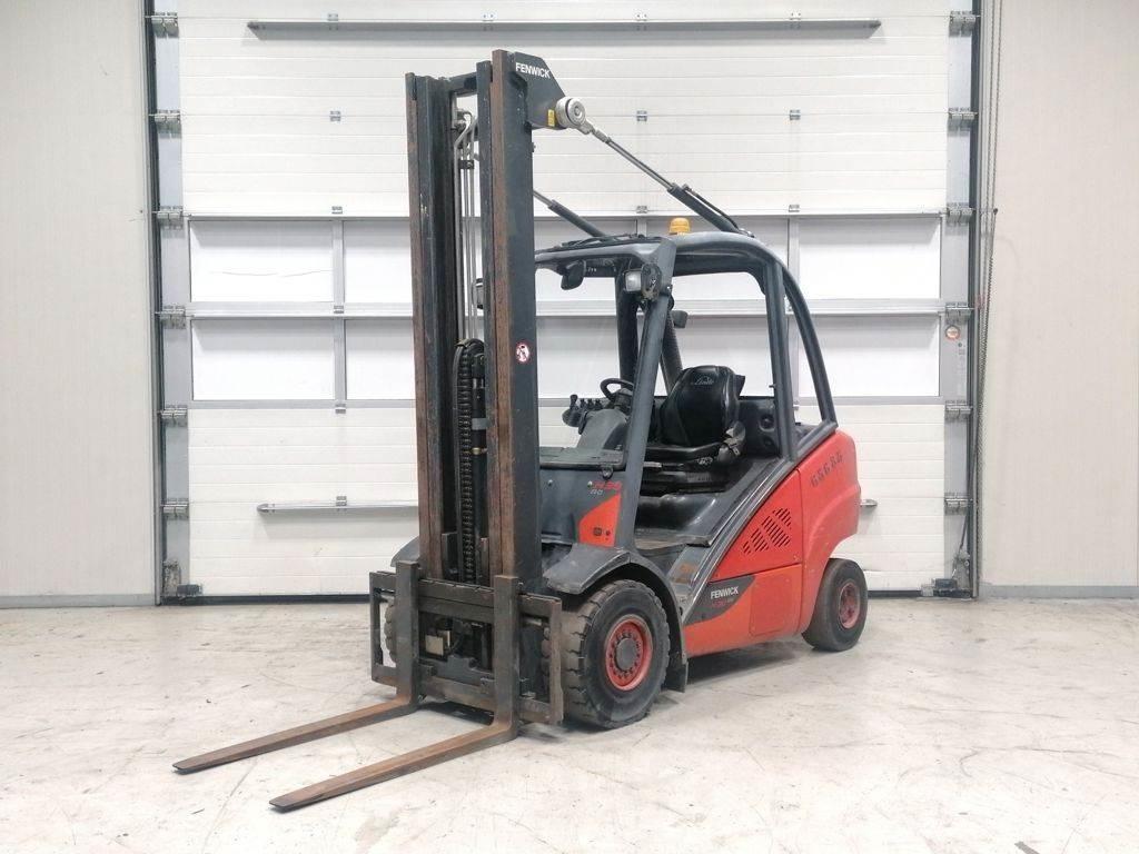 Linde H30D-02 Diesel trucks