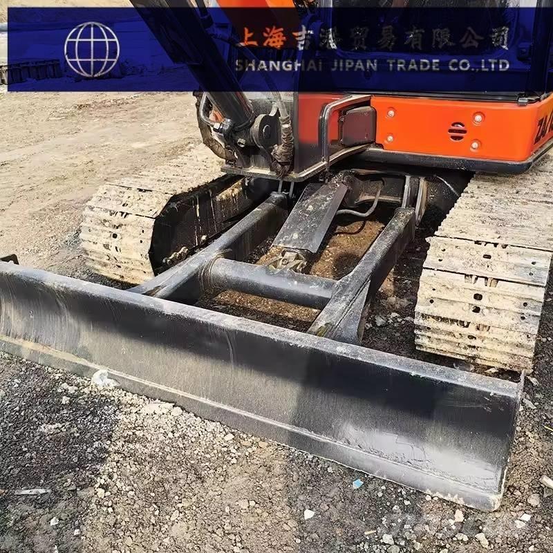 Hitachi ZX 55 Crawler excavators