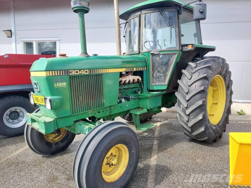 John Deere 3040 Tractors